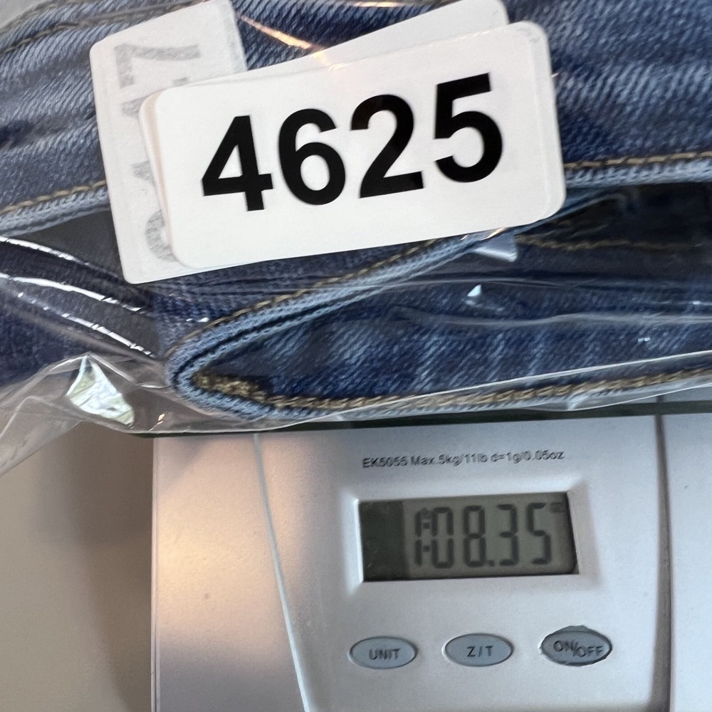 Risen Jeans Womens 11/30 Blue Denim Wide Leg Crop High Rise Everyday Casual - Picture 12 of 12